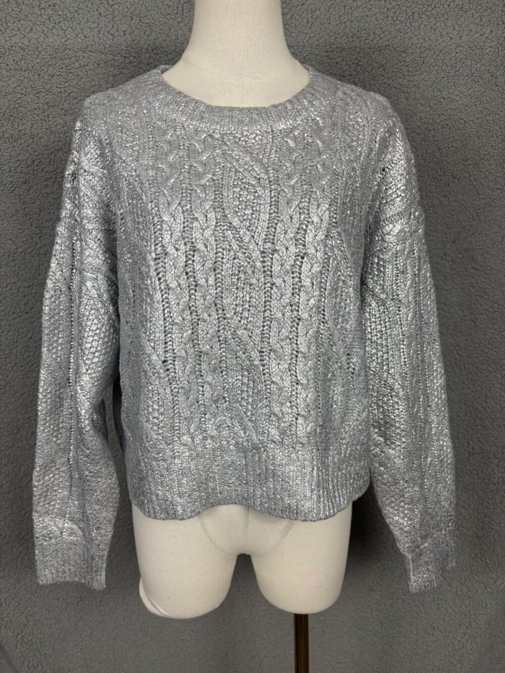 Hooked up Juniors' Shine Cable-Knit Crewneck Sweater - Silver Size Large NWT's.